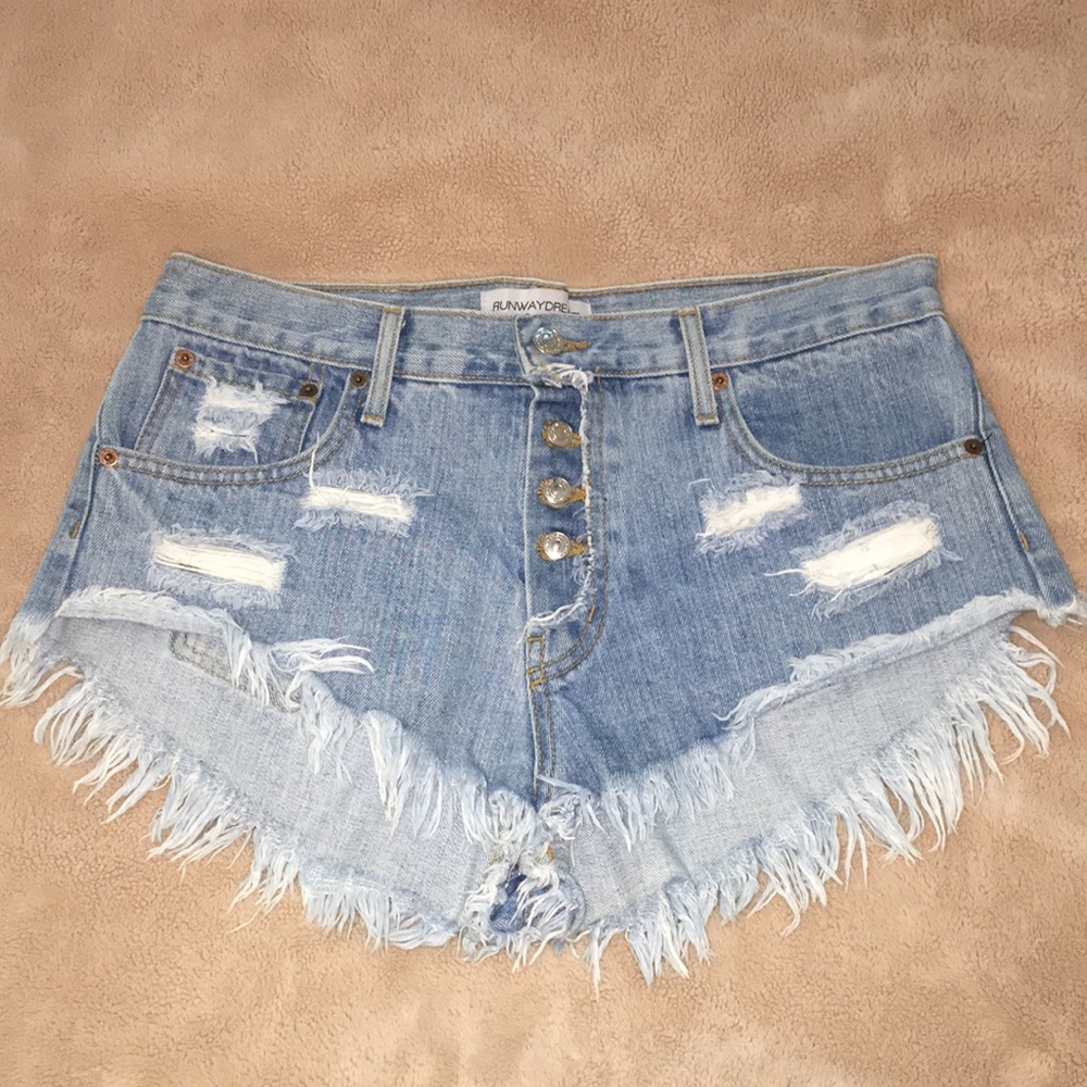 Runwaydreamz Shorts